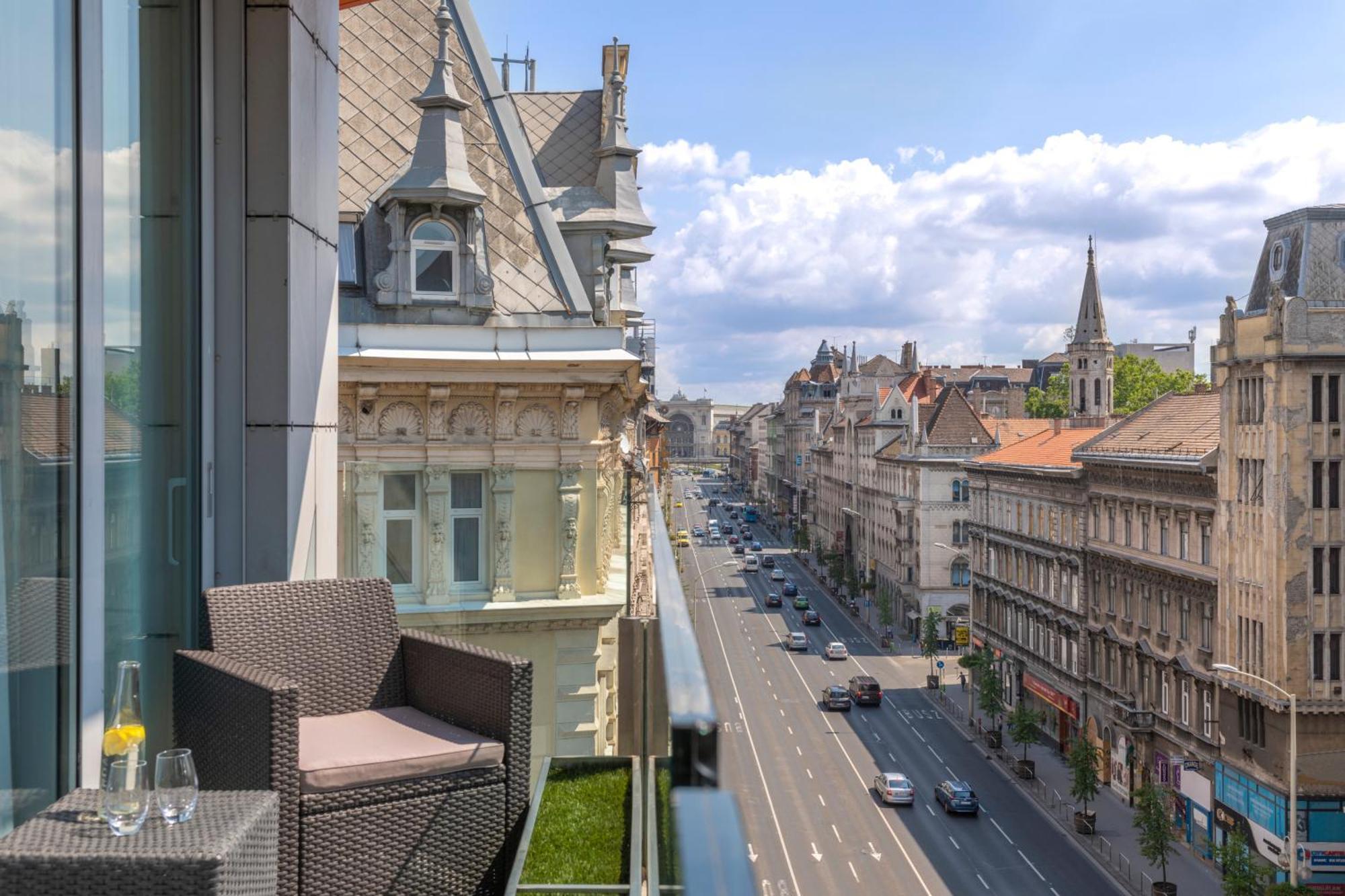 Nh Collection Budapest City Center Hotell Exteriör bild